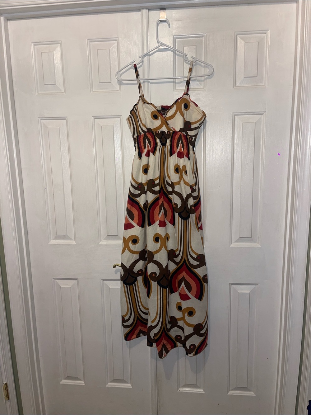Speed Control Cream Maxi Dress with Brown and Rust Retro Print